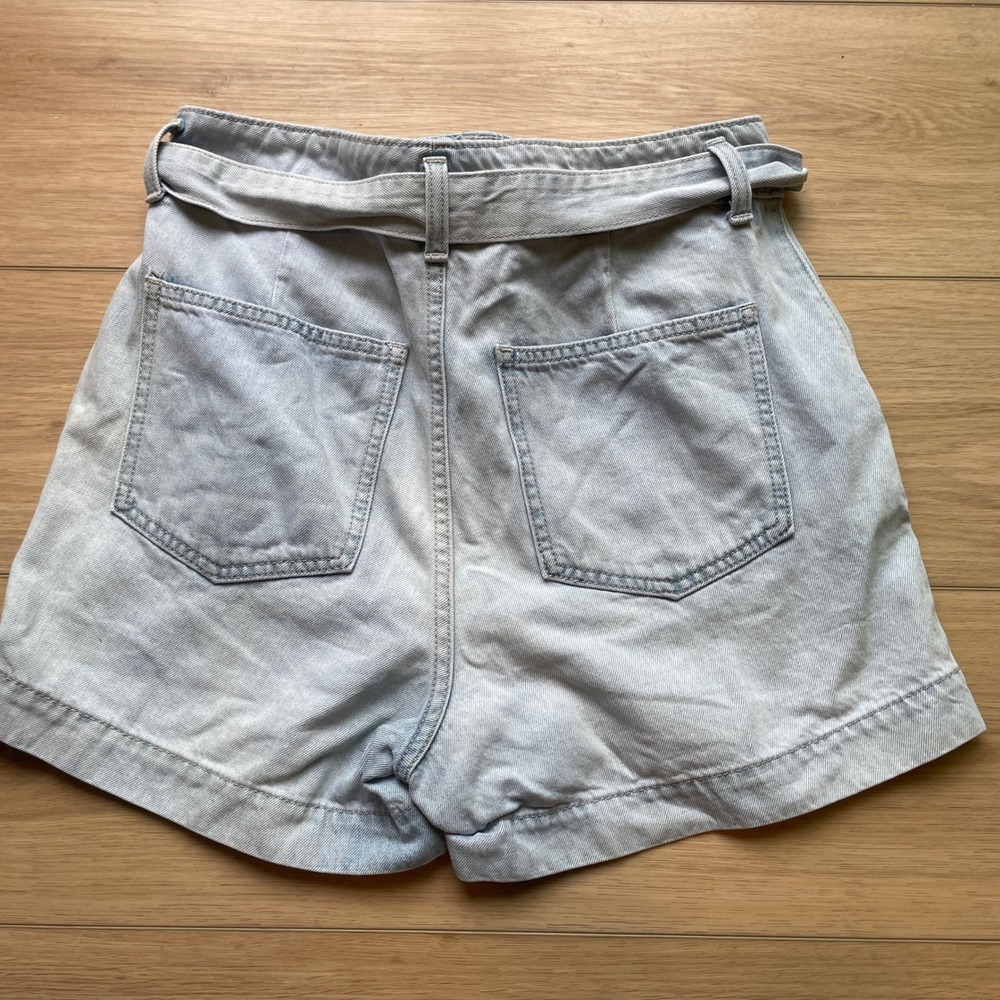Lot of 5 Old Navy and Gap Denim Shorts and Mini Skirt Size 6 Medium Light White - Picture 8 of 16